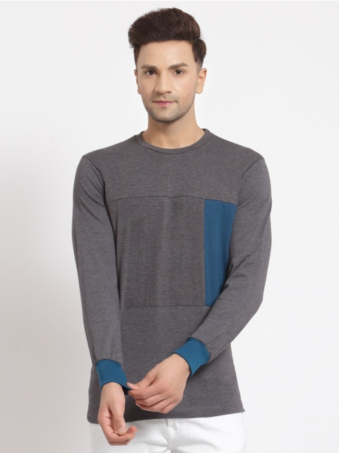 

Kalt Men Grey Colourblocked T-shirt