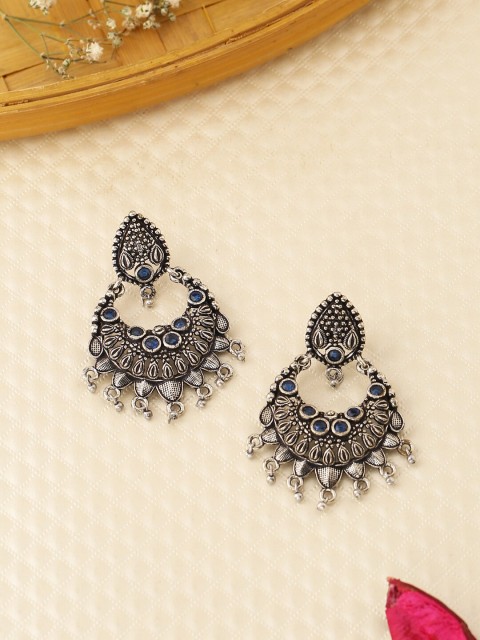 

kashwini Silver-Toned & Blue Circular Chandbalis Earrings