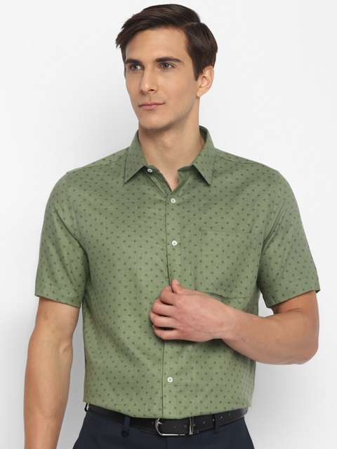 

Turtle Men Olive Green Printed Semi-Formal Shirt