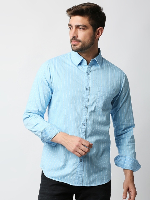 

VALEN CLUB Men Blue Slim Fit Striped Casual Shirt