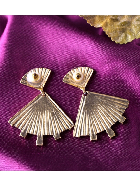 

FemNmas Gold-Toned Circular Drop Earrings