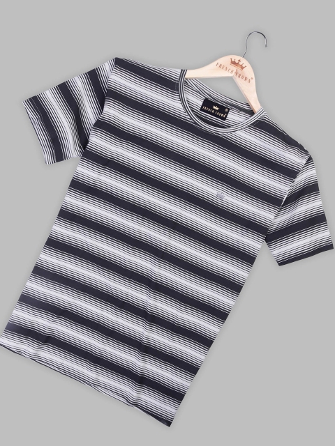 

FRENCH CROWN Men Black Striped Henley Neck T-shirt