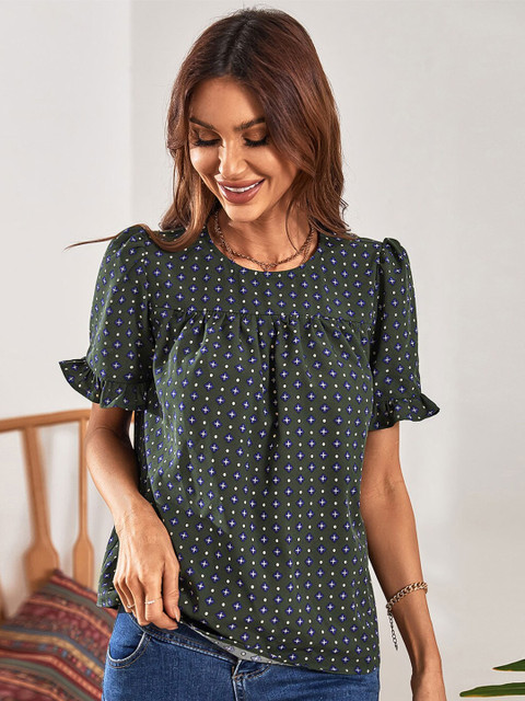 

BoStreet Green Geometric Print Top