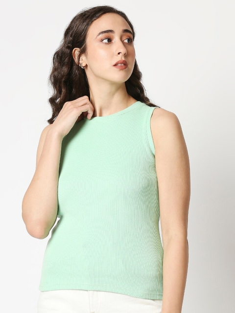 

Manaca Green Solid Round Neck Fitted Top