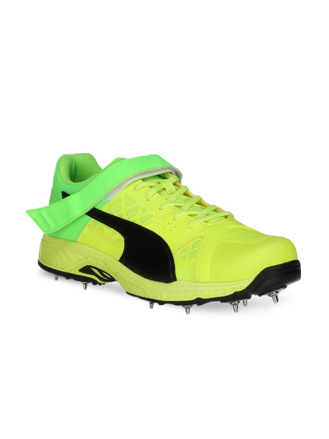 

Puma Men Fluorescent Green evoSPEED Cricket Shoes