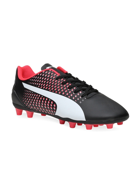 

Puma Men Black Adreno III Football Shoes