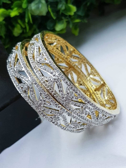 

GRIIHAM Set Of 2 Gold-Plated White Cubic Zirconia Studded Bangles