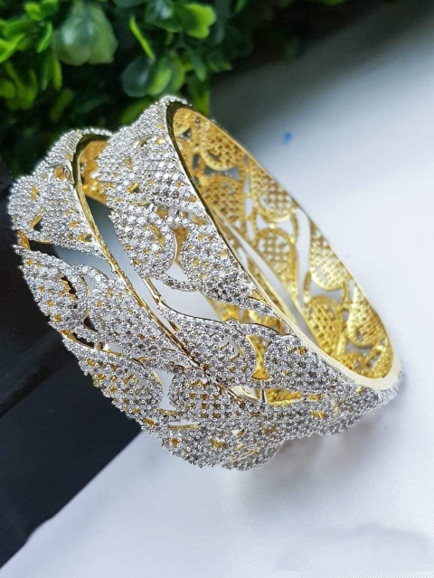 

GRIIHAM Set Of 2 Gold-Plated White Cubic Zirconia Studded Bangles