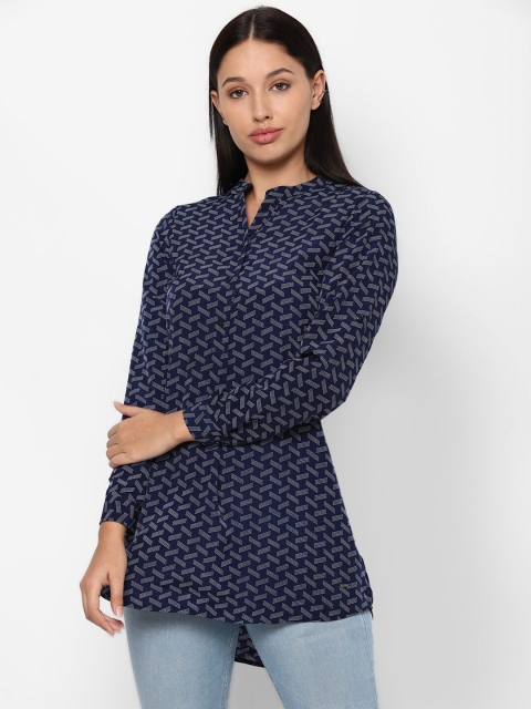 

Allen Solly Woman Navy Blue & White Shirt Collar Printed Tunic