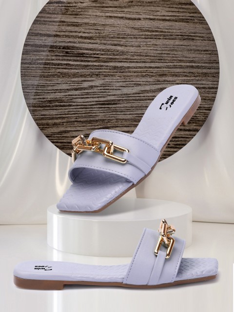 

TWIN TOES Purple Colourblocked Block Pumps