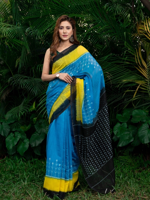 

BEATITUDE Blue & Yellow Floral Saree