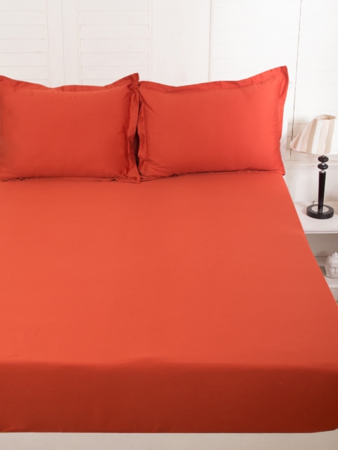

MASPAR Red Cotton 300 TC Fine Double Bedsheet with 2 Pillow Covers