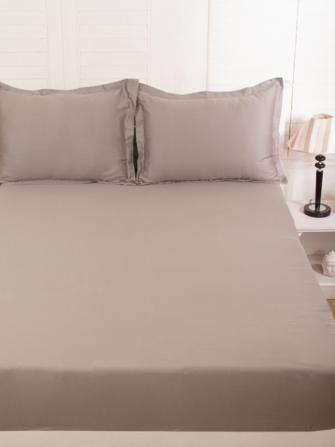 

MASPAR Taupe Cotton 300 TC Fine Double Bedsheet with 2 Pillow Covers