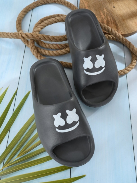 

VIV Men Black & White Printed Rubber Sliders