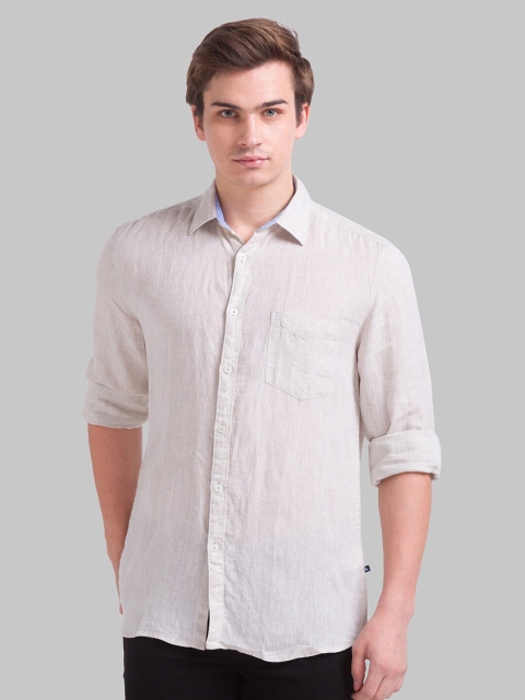 

Parx Men Off White Slim Fit Casual Shirt