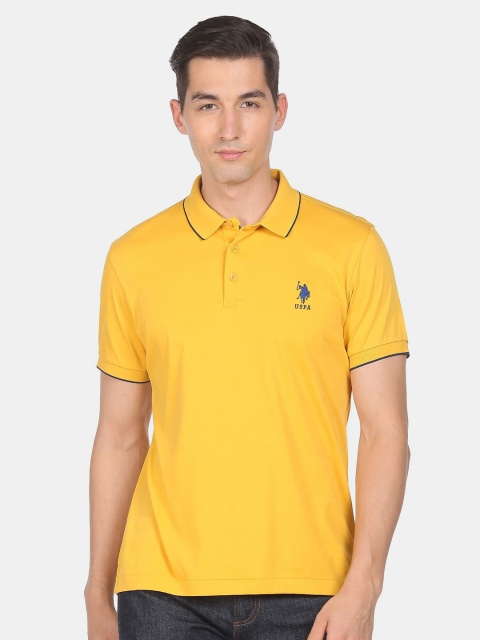 

U S Polo Assn Men Yellow Applique T-shirt