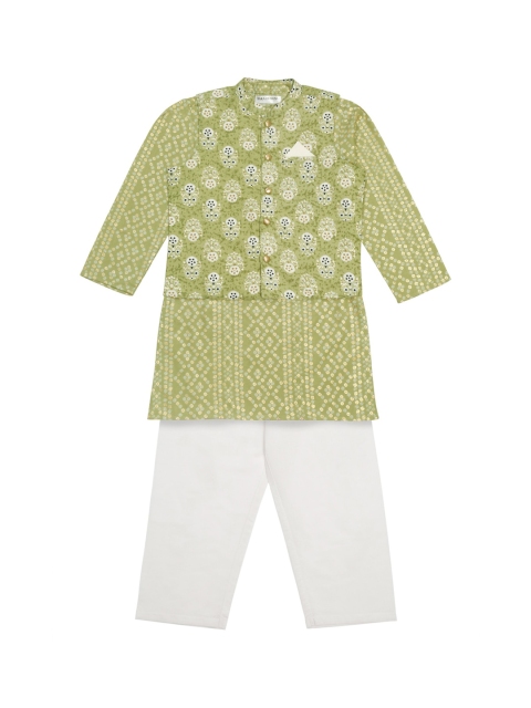 

SAKA DESIGNS Boys Green Printed Angrakha Kurta with Pyjamas