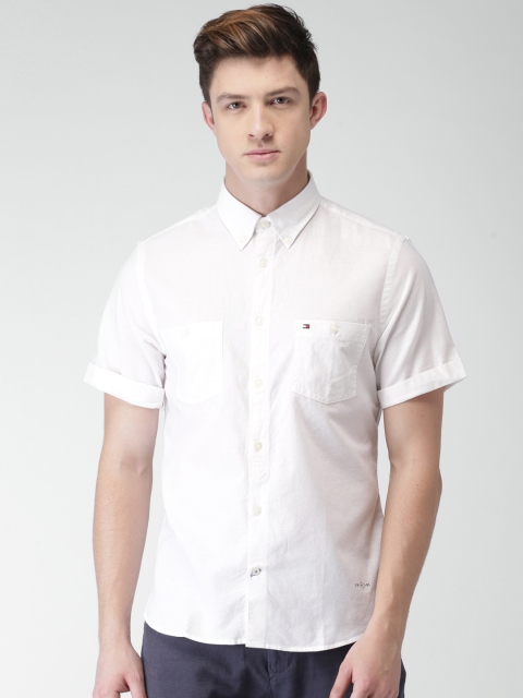 

Tommy Hilfiger Men White Solid Casual Shirt