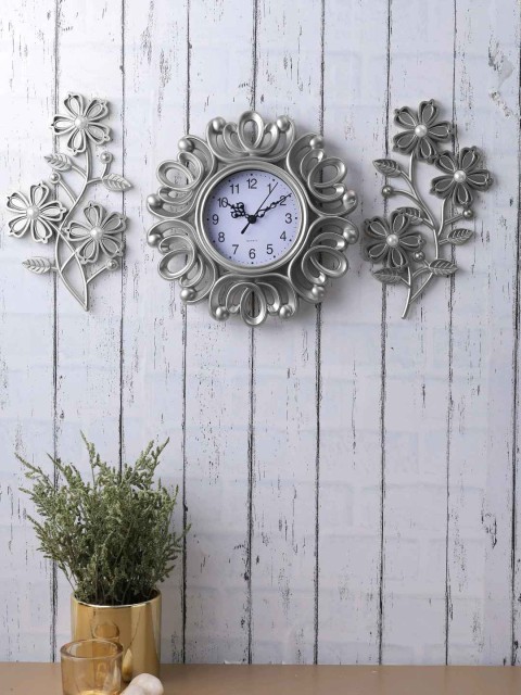 

House Of Accessories Silver-Toned & White Floral Vintage Wall Clock