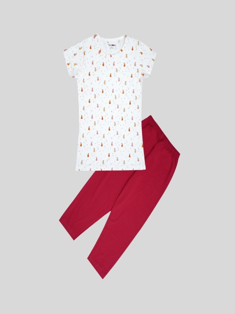 

Taatoom Girls Off White & Maroon Glitter Printed Night suit