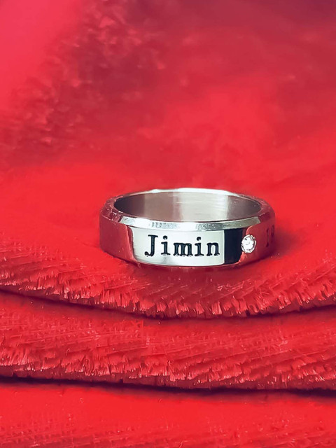 

UNIVERSITY TRENDZ Silver-Plated Cz Studded Printed Finger Ring Ring