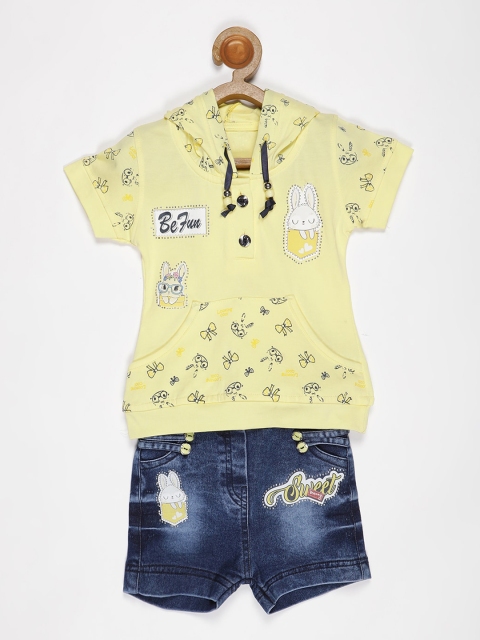 

V2 Value & Variety Girls Yellow & Blue Printed T-shirt with Shorts