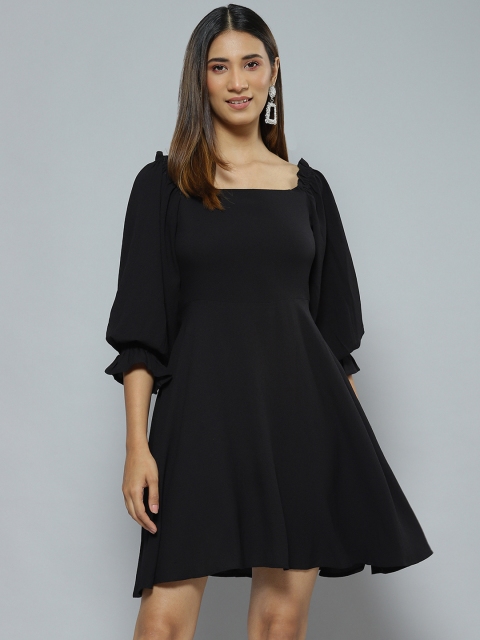 

DENNISON Black Crepe Dress