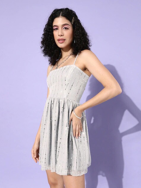 

Sera Grey Net Midi Dress