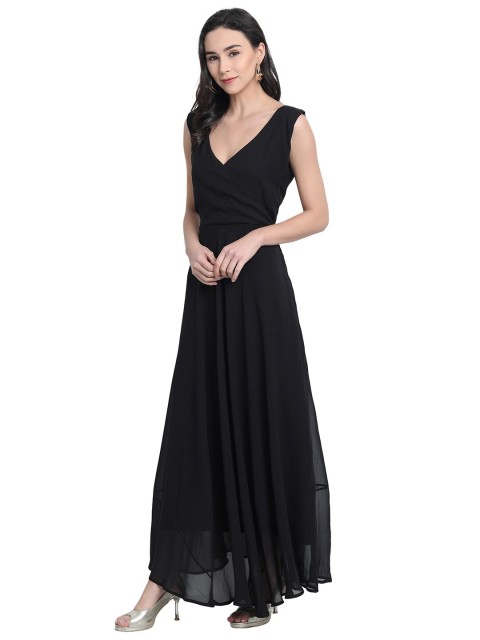

ISAM Black Maxi Dress