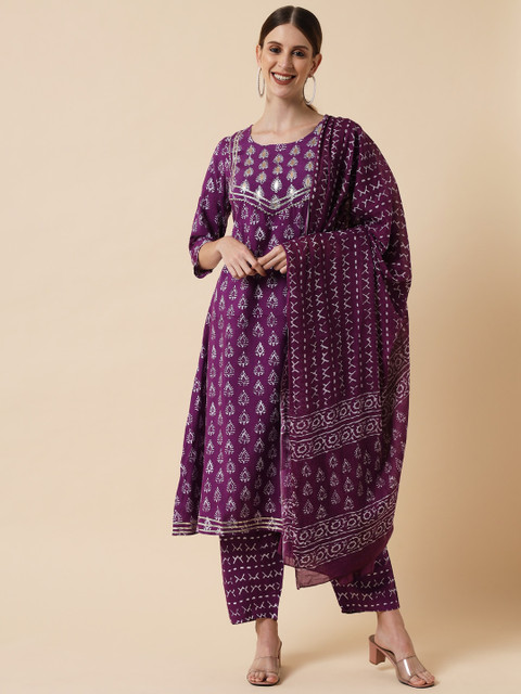 

Meeranshi Women Purple Floral Printed Pure Cotton Kurta with Trousers & With Dupatta