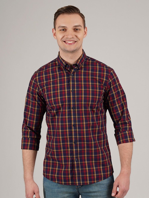 

LONDON FOG Men Maroon Tartan Checked Casual Shirt