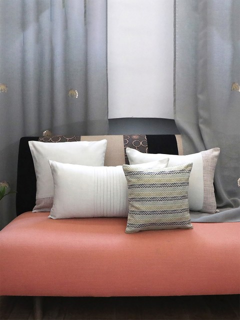 

ZEBA Nude-Coloured & Grey Set of 4 Rectangle Cushion Covers