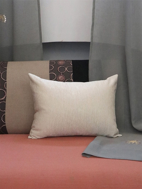 

ZEBA Off White Rectangle Cushion Covers