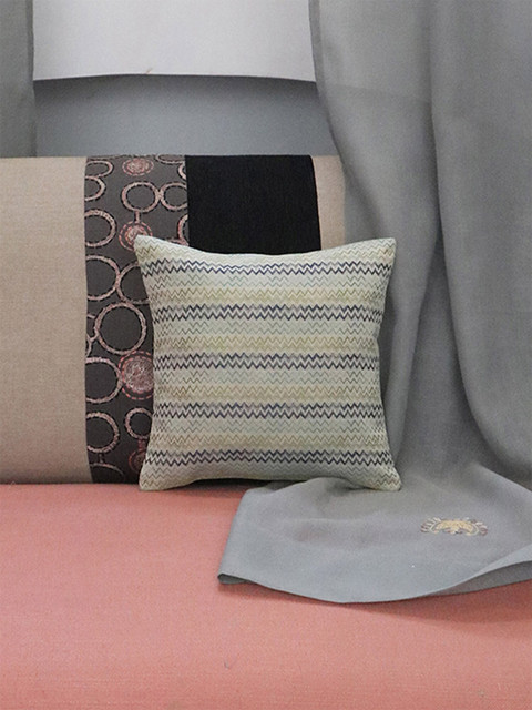 

ZEBA Cream-Coloured & Blue Geometric Square Cushion Covers