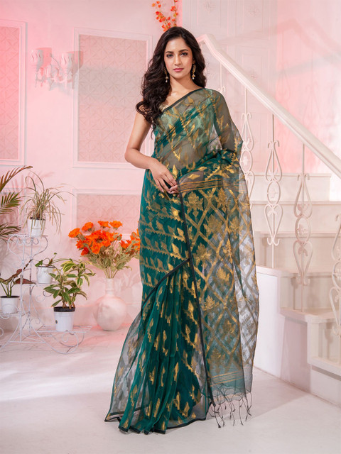 

Charukriti Green & Gold-Toned Woven Design Pure Silk Saree