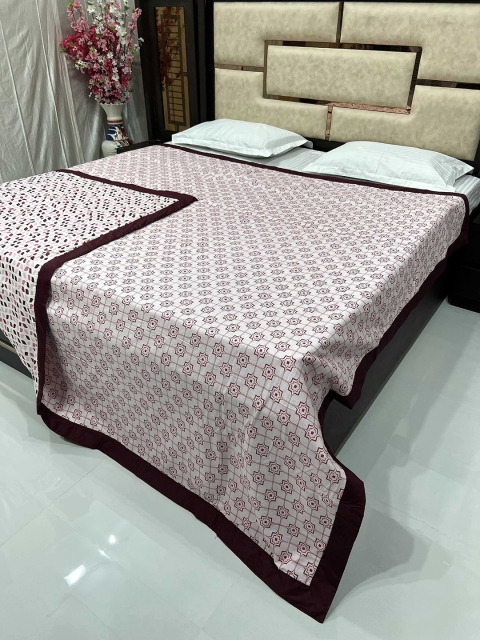 

Pure Decor Maroon & Pink Geometric AC Room 300 GSM Double Bed Dohar