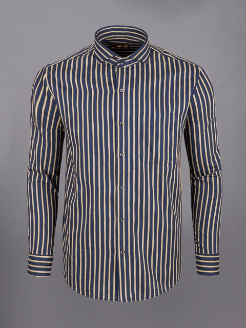 

FRENCH CROWN Men Blue Standard Striped Formal Shirt