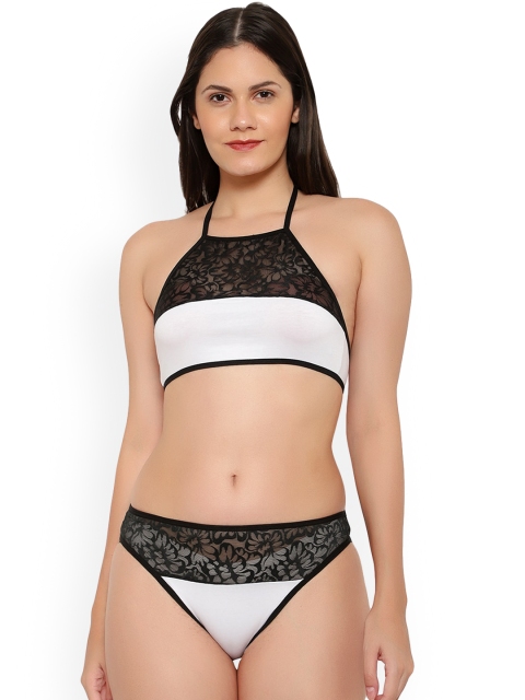 

KYODO Black & White Non-Wired Lightly Padded Lingerie Set
