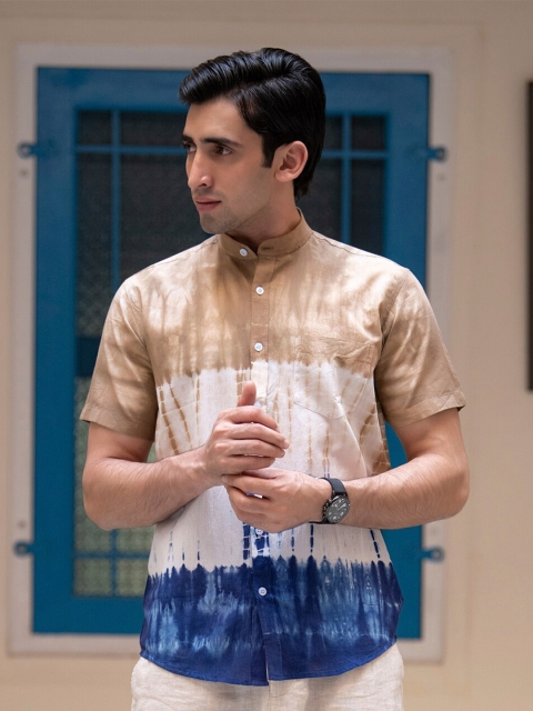 

Tistabene Men Blue Comfort Printed Casual Shirt