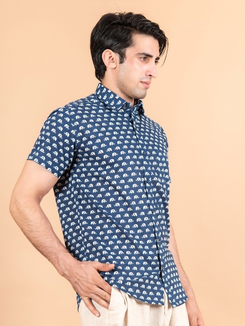 

Tistabene Men Teal Comfort Fit Animal Printed Cotton Casual Shirt