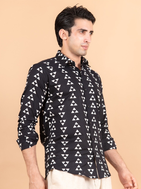 

Tistabene Men Black Comfort Floral Printed Casual Shirt