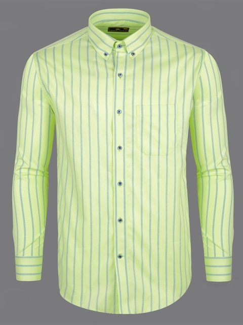 

FRENCH CROWN Men Green Standard Printed Formal Shirt
