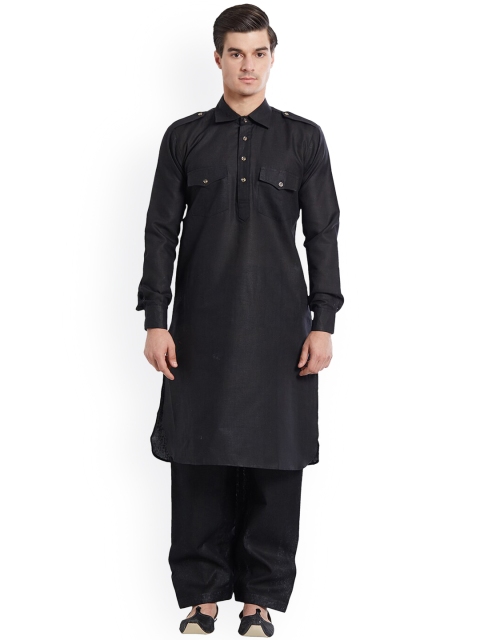 

Indian Poshakh Men Black Kurta with Salwar