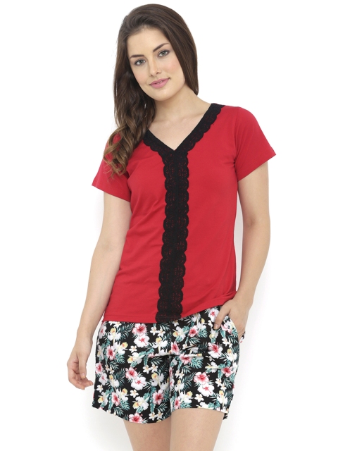 

Heart 2 Heart Red & Black Printed Nightsuit LSS72HIBISB