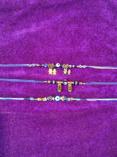

CRAYTON Set Of 3 Tie-Ups Beaded Evil Eye Rakhi, Gold