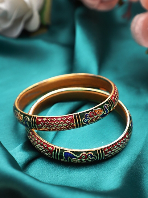 

Mali Fionna Set of 2 Gold-Toned & Red Textured Bangles