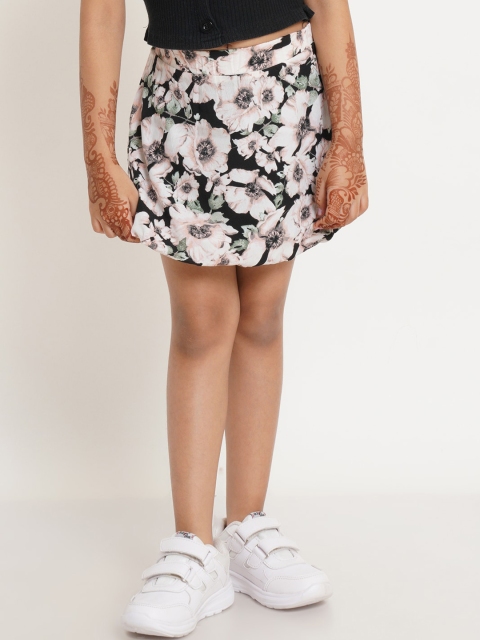

Creative Kids Girls White & Black Floral Printed Flared Pleated Mini Skirts