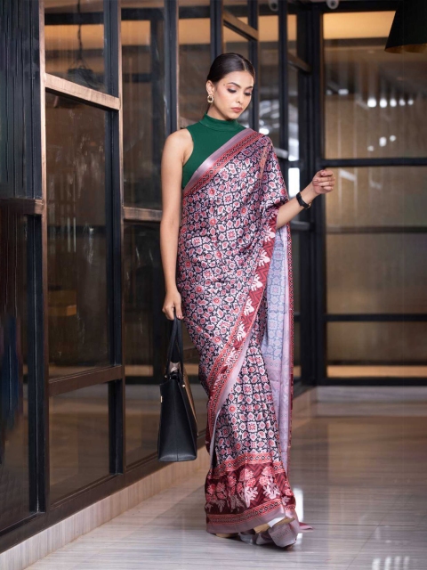 

KARAGIRI Red & Purple Silk Blend Ajrak Saree