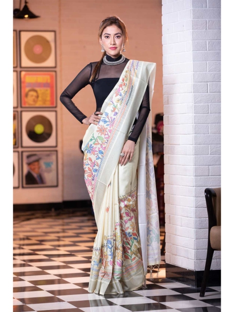 

KARAGIRI White & Blue Kantha Printed Silk Blend Saree