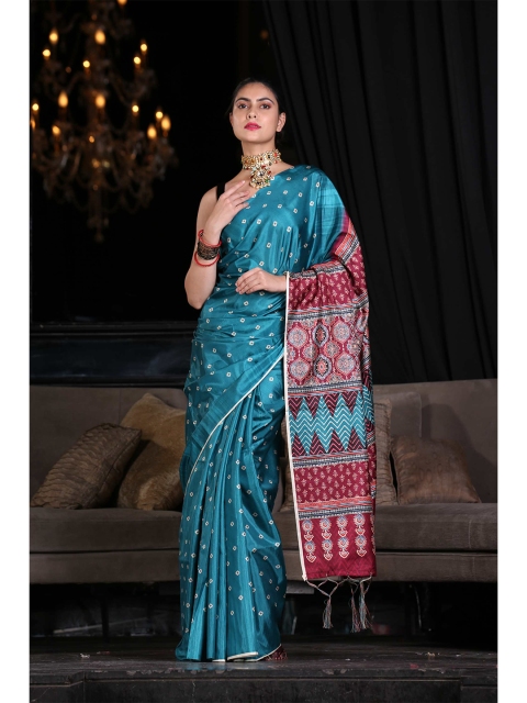 

KARAGIRI Women Blue & Red Floral Silk Blend Saree